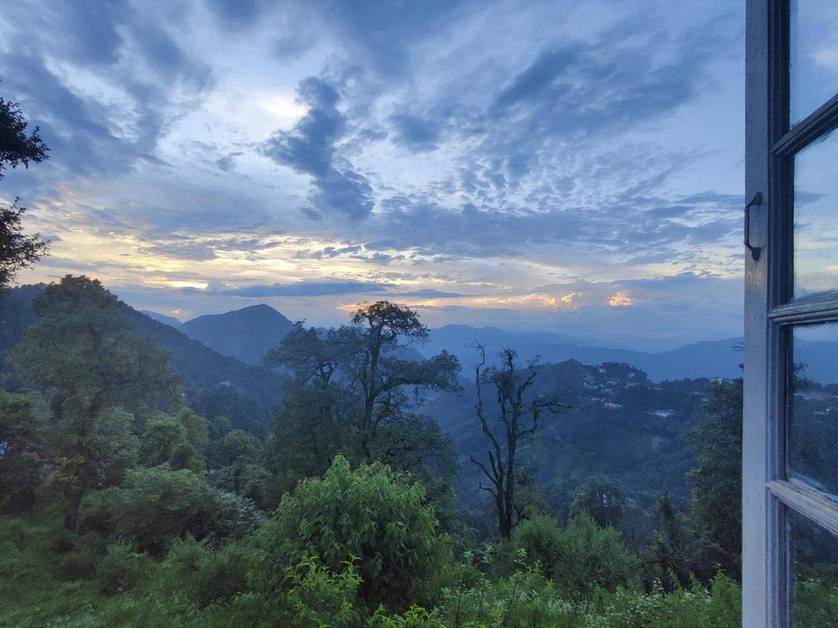 Chateau De Tatli - Hilltop - Dehradun Exterior foto