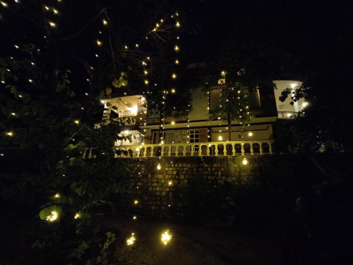Chateau De Tatli - Hilltop - Dehradun Exterior foto